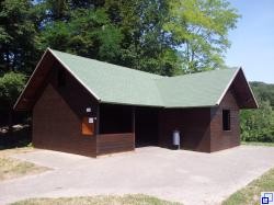 Neurenovierte Hütte